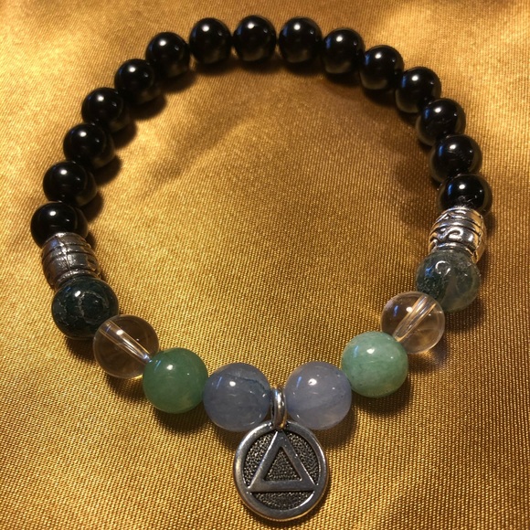 Jewelry - Bracelet for anti-inflammation & pain.